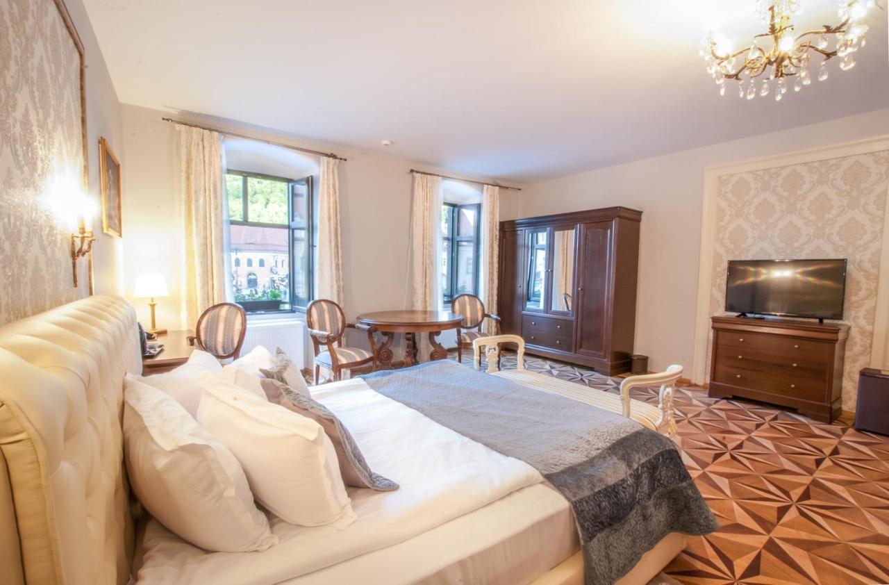 Safrano Palace Guest house